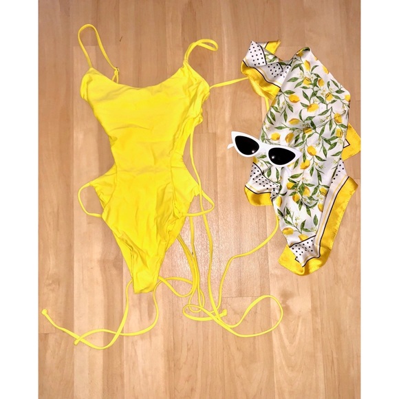 Lovers + Friends worn once! - Picture 6 of 7